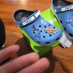 Fantastic 4 Crocs NEW Size 8 