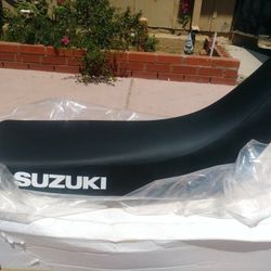 Suzuki dr 650 seat, New.