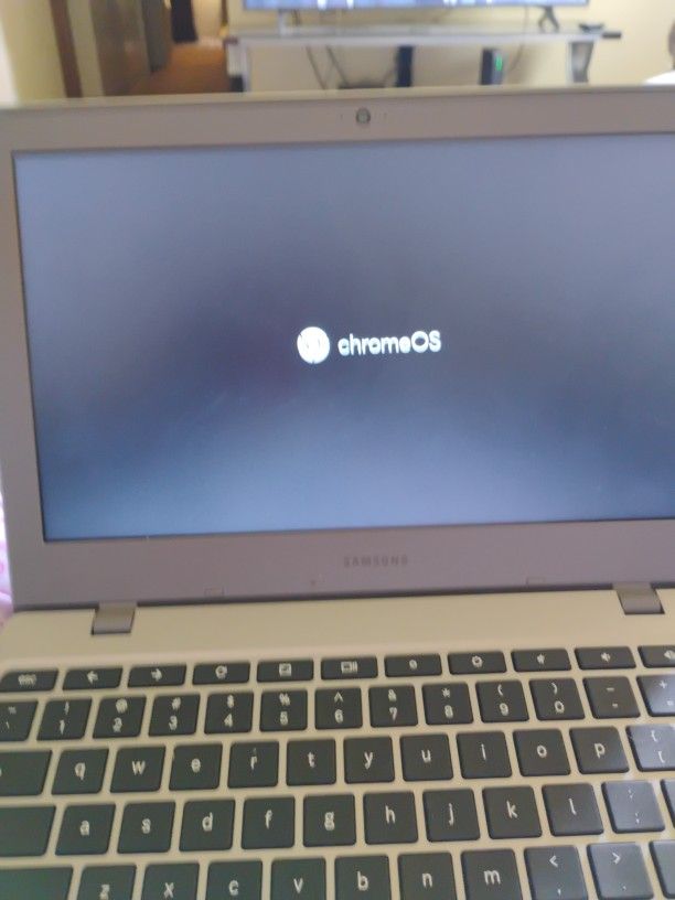 Samsung Chromebook Laptop Looking To Trade My Laptop For A 3ds Or Dsi