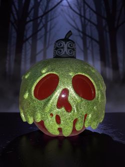 Disney Snow White Poison Apple Discontinued Perfume by Hot Topic 3.4 fl Oz