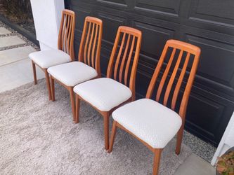 Authentic Benny Linden Teak Midcentury Dining Chairs (Set of 4)