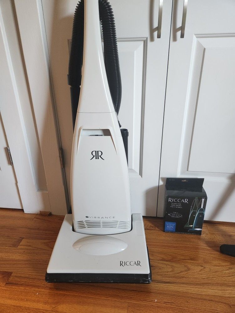 Riccar Vibrance R20E Vacuum