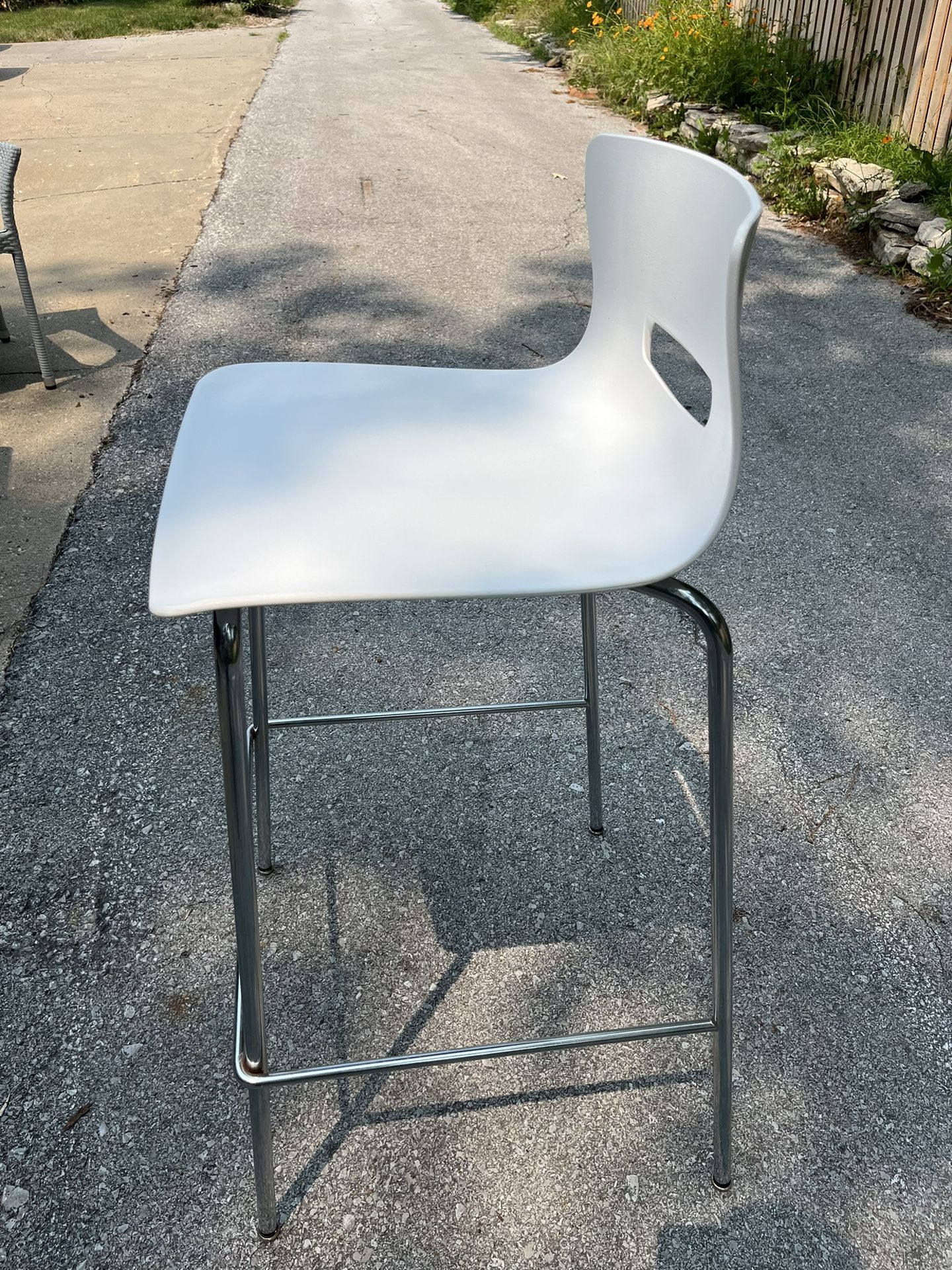 White Modern Chair