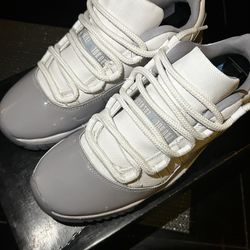 Jordan 11 Cement Grey (Size 8Mens)