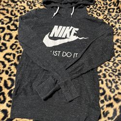 Nike Pullover Lightweight Hoodie 