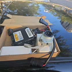 2009 Infiniti G37 Ballast and Bulb For Drivers Side
