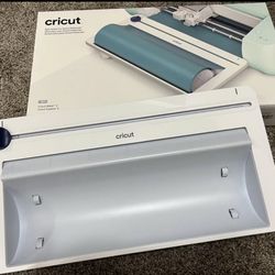 Cricut Roll Holder
