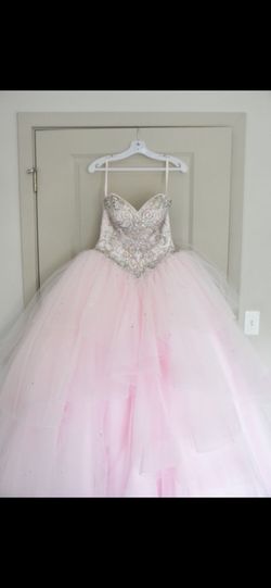 Beautiful Quinceañera gown