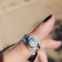 10k Diamond Ring