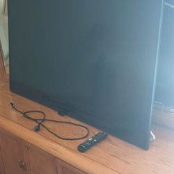 Samsung 45" 4K Ultra HD Smart LED TV - Great Condition 