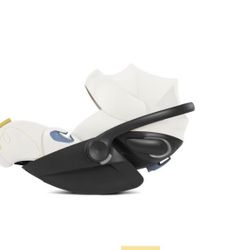 Cybex Cloud G lux Sensor safe Infant Car Seat With Base. 