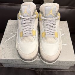 Air Jordan 4 Retro SE