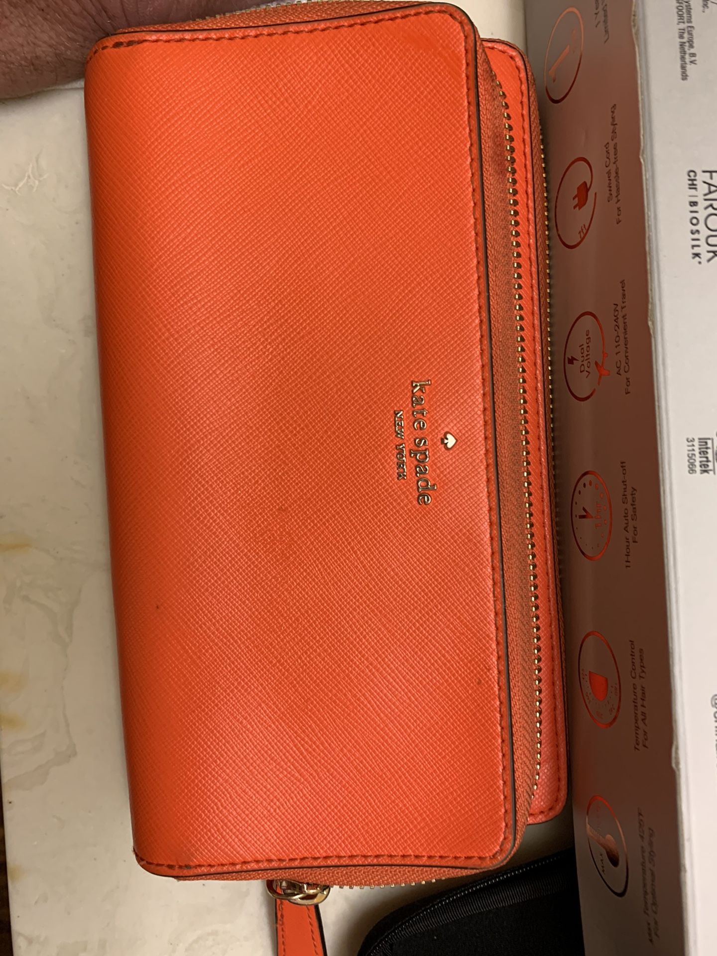 New Kate Spade Wallet 