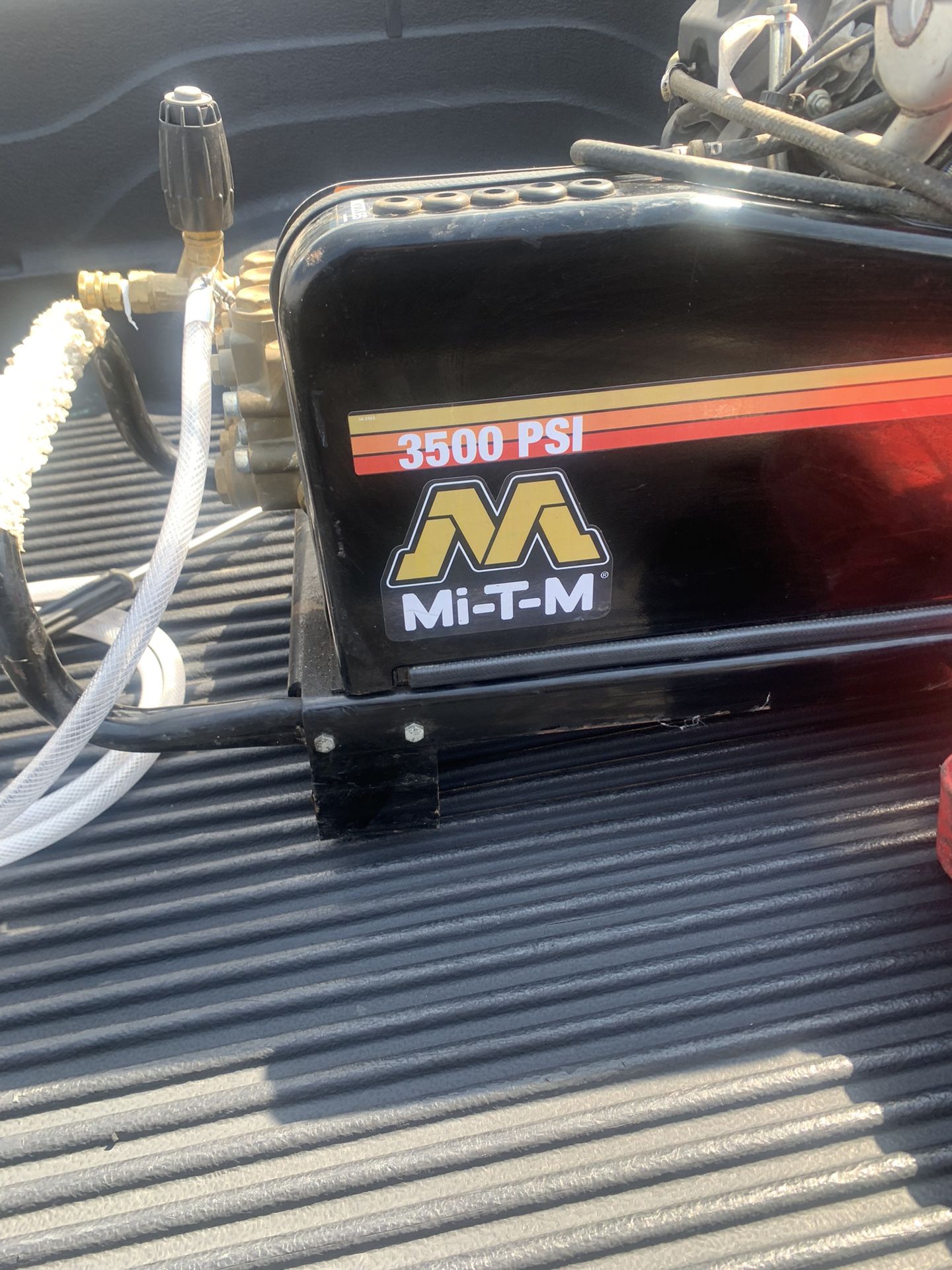 Mi-T-M Skid Mount Honda GX690 Engine w/ 8.0 GPM General Pump Pressure Washer (Gas) - 3,500 PSI