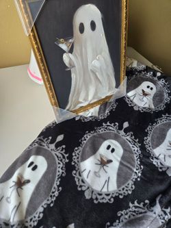Ghost martini blanket