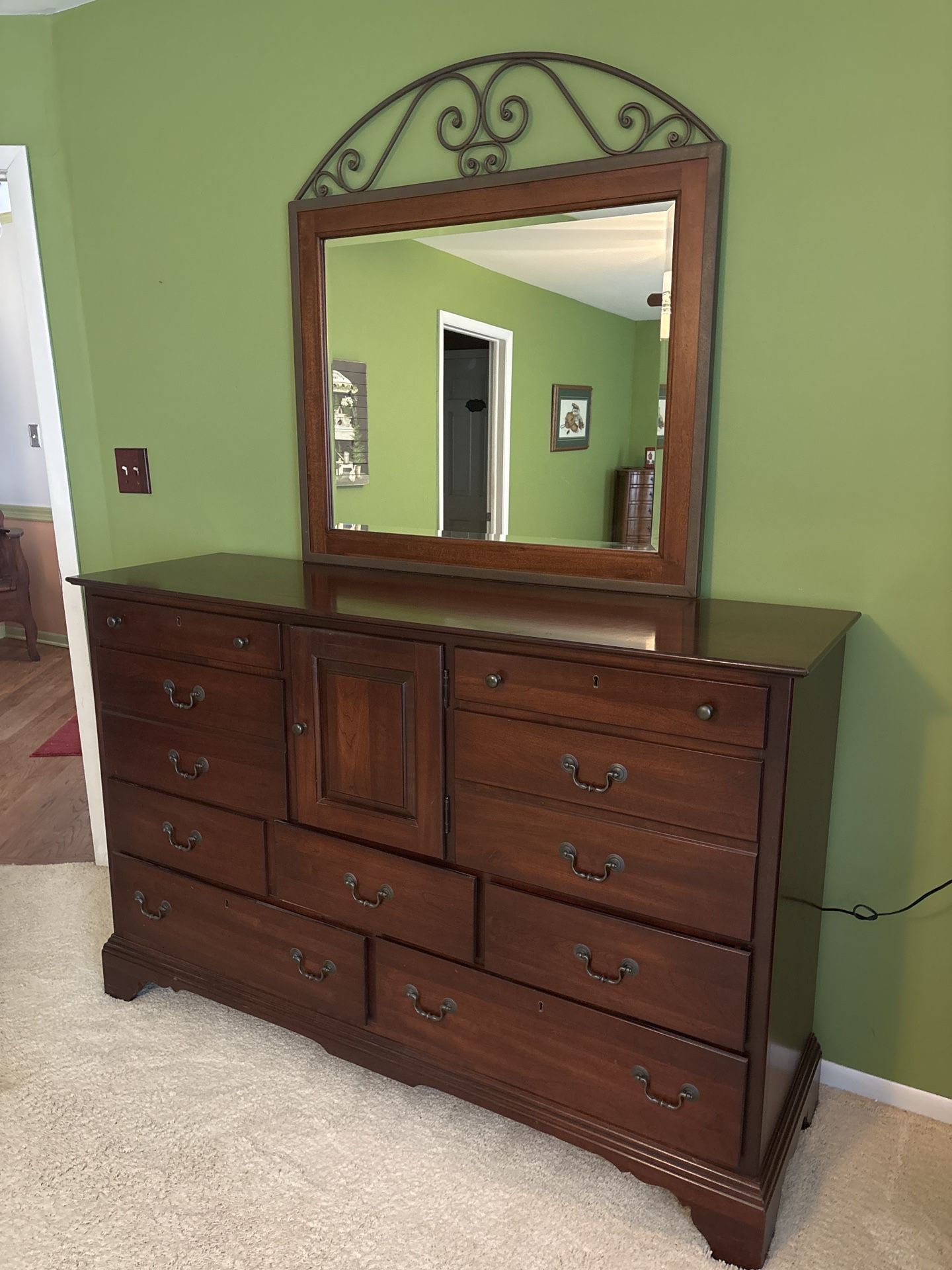 Kincaid Solid Wood Dresser with Mirror – Made in USA