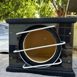 JL Audio Sealed ProWedge 12 W7