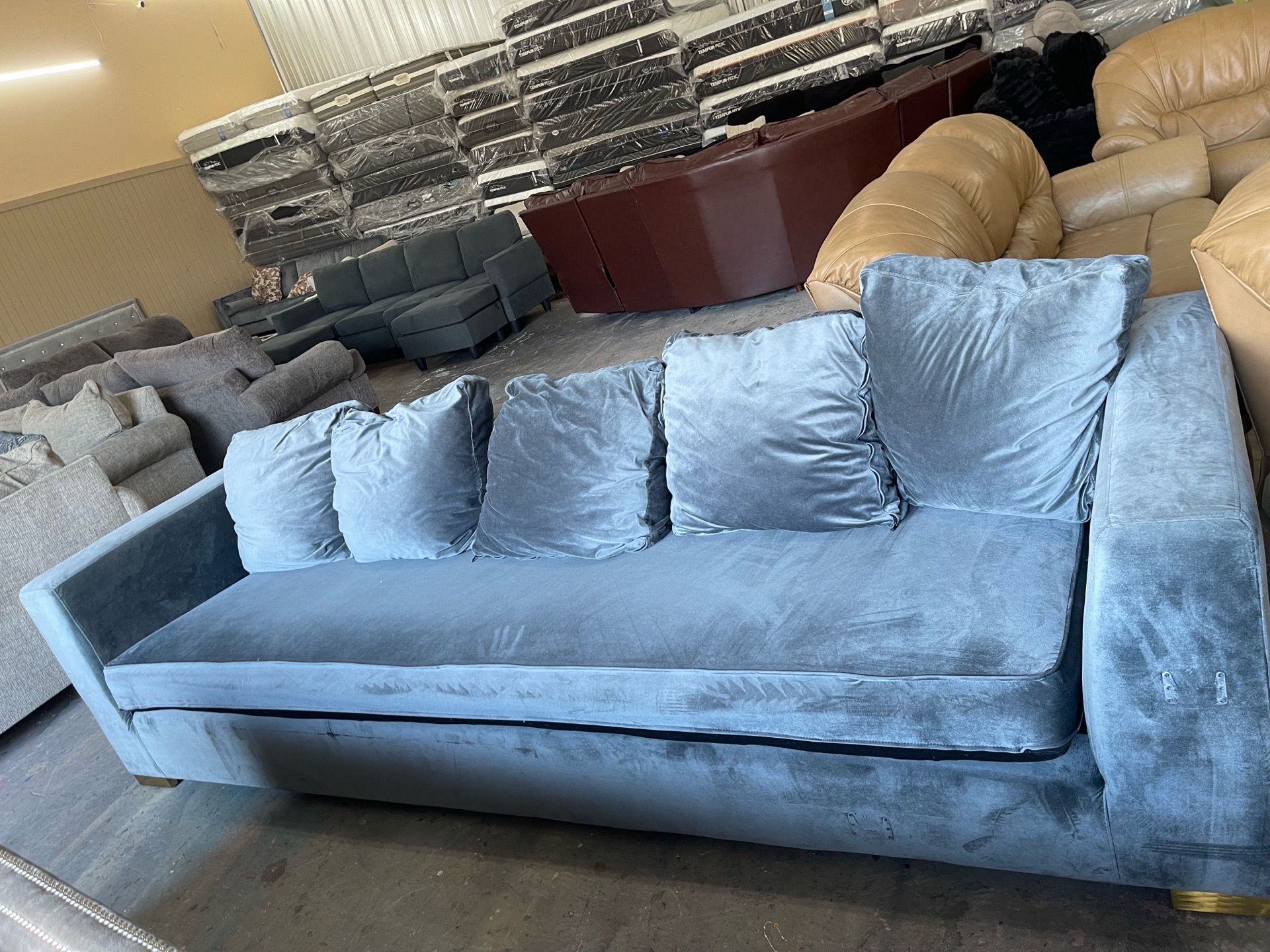 Fabric sofa 🦖