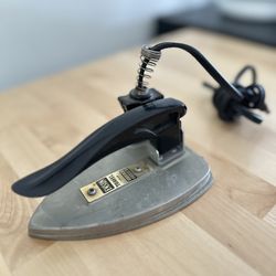 Vintage Travel Iron