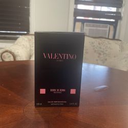 Valentino Born In Roma Intense 