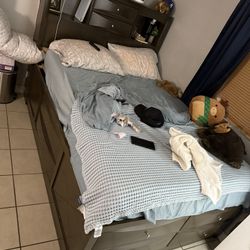 Full Size Wood Bed Frame And Mattress 