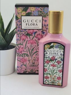 Gucci
 
Flora Gorgeous Gardenia Eau de Parfum

1.6 fl