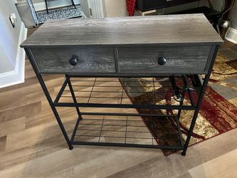 CONSOLE TABLE