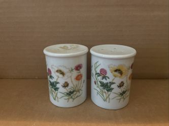 Vintage Salt and Pepper Shaker