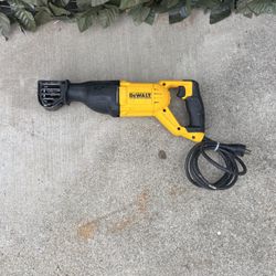 DeWALT Reciprocating Saw