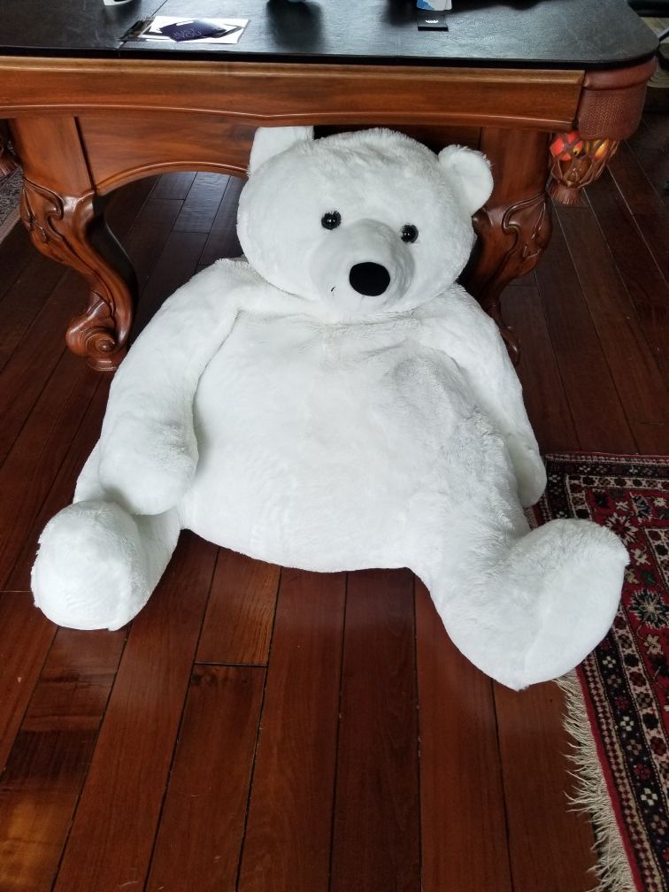 Giant stuffed polar bear! Super clean!