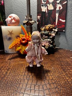 Vintage 1980s B. Shackman "Peppermint Baby" Miniature Bisque Doll 6”