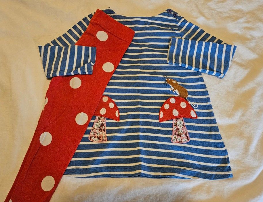 Mini Boden size 3-4 toadstool set