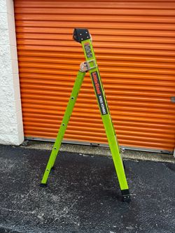 Little Giant Ladders King Kombo 2.0 Pro 3-in-1, 6-ft ( 13-ft Reach Height) Fiberglass Type 1AA - 375 Ibs. Load Capacity Step lad...
