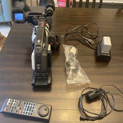 Cannon Xl2 With 2 Batteries and Charger  