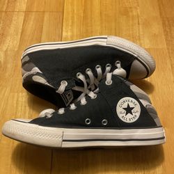 Converse All Star Mid Youth Sneakers With Multicolored Light Up Laces