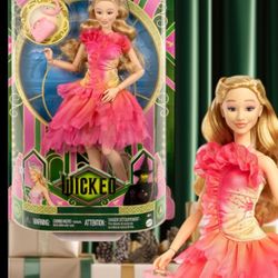 Mattel Wicked Glinda Fashion Doll & Accessories with Blonde Hair; RARE Doll! Recall URL Error Misprint 