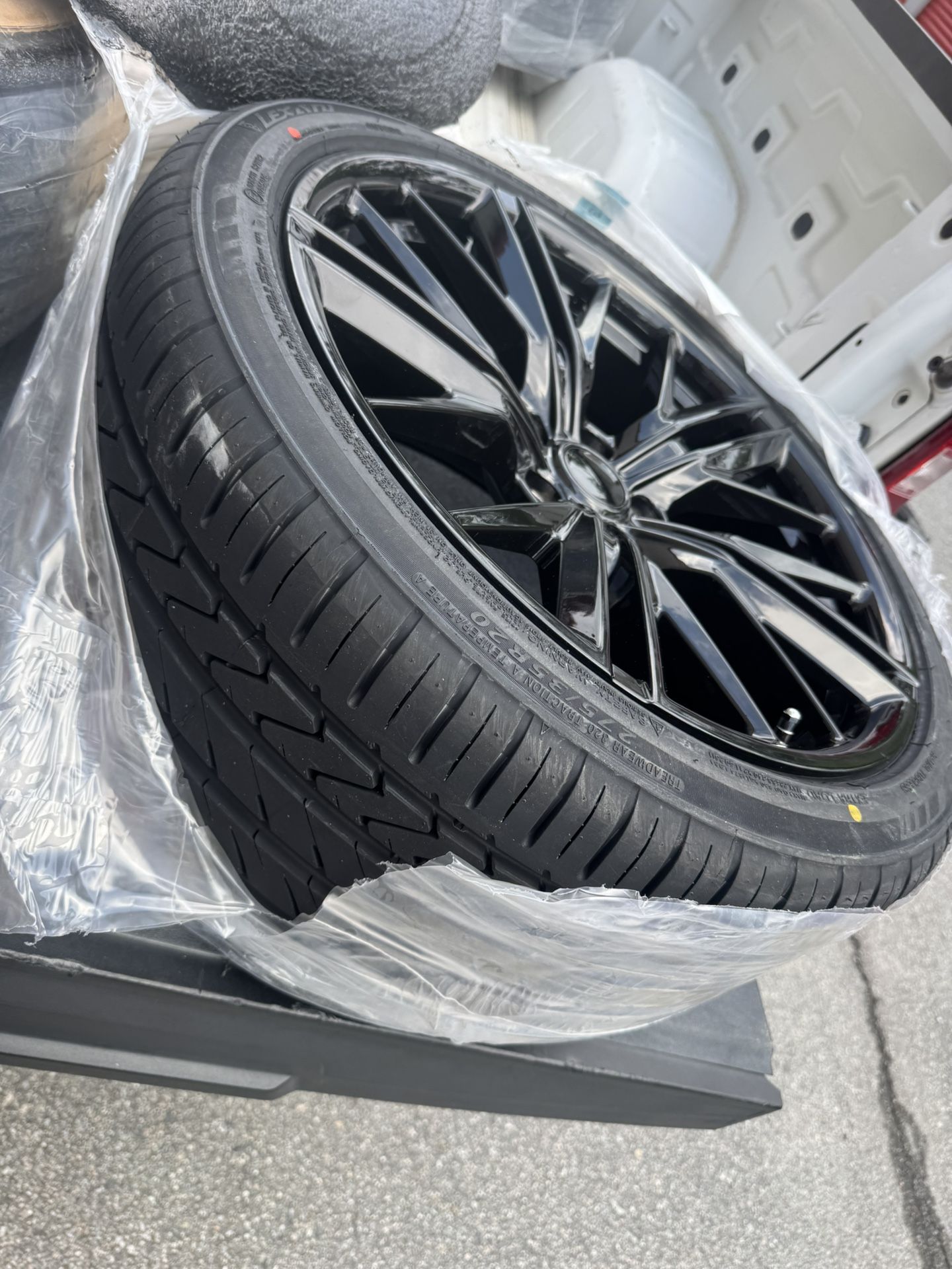 20in Camaro Rim And Tire