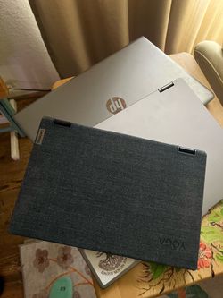 3 Lenovo Yoga laptops & 1 HP