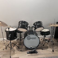 5 Piece Drum set With Cymbals 