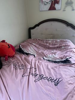 Bed frame & dresser set
