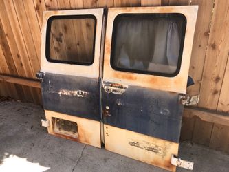 68-74 econoline doors