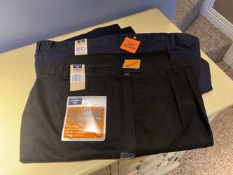 Dockers Go Khaki Classic Fit Pants 44x30 – 2 Pack (1 black pair, 1 navy pair)