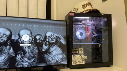 Sold separately Setup Sale 2 monitors , Pc , Ps5 , Sim Racing Wheel