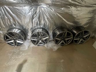 GT Premium Polished Aluminum Wheels
