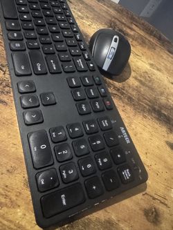 Arteck Bluetooth Keyboard & Mouse Combo – Wireless, 3-Device One-Click Switch