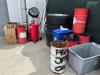 Multiple Used Steel Drums / Metal Barrels (Burn Barrels, Storage)