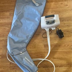 Lympha Press with one leg sleeve. Excellent condition
