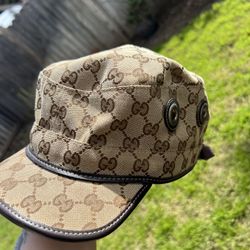 Authentic Gucci Cap / Hat Size Large , Adjustable Back