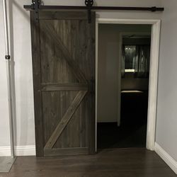 Solid Wood Barn Doors w/hardware