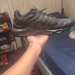 Men’s Size 13 Shoes 